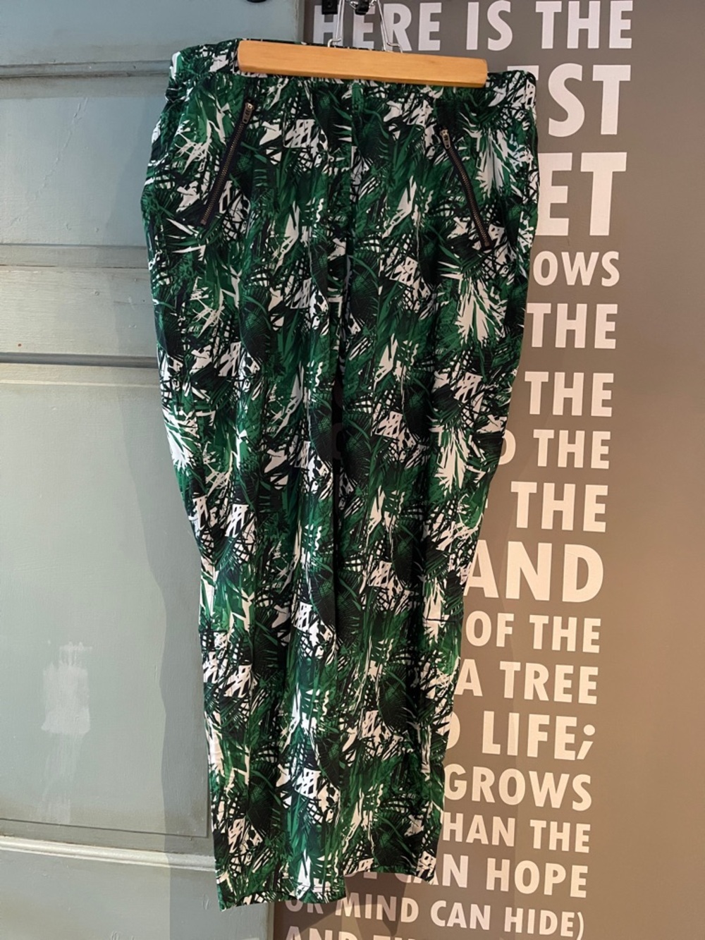 Athleta Green Palm-Print Women’s ankle pants.